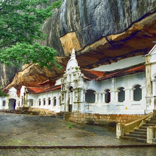 Dambulla Cave Temple