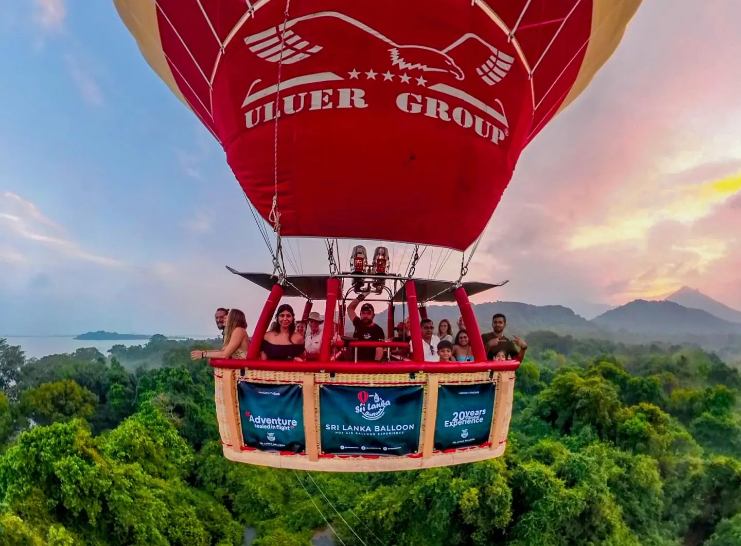 Hot air balloon tour